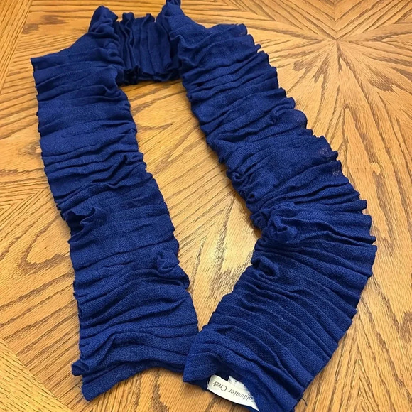 Coldwater Creek Royal Blue Flower Bud Pleated Stretchy Warm Winter Scarf - Picture 1 of 5